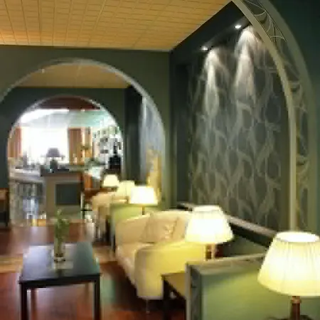 Lydia Hotel 2*