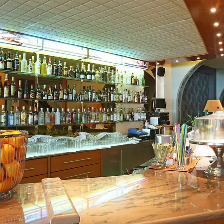 Lydia Hotel