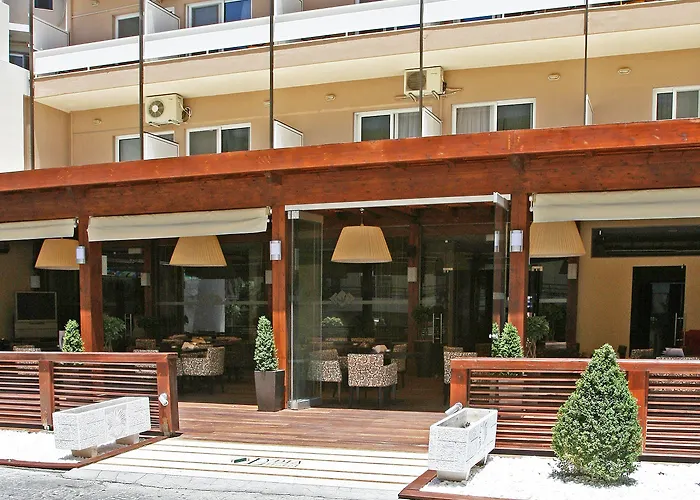 Otel Lydia 2*