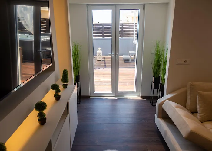 Lydia 2* Rhodes City